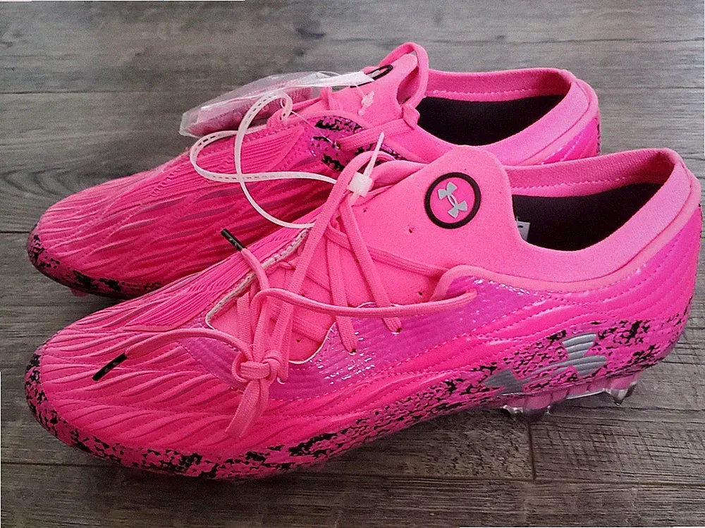 Under Armour Magnetico Elite 4 FG PV Soccer Cleats Pink 6000038-695 Men Size 9