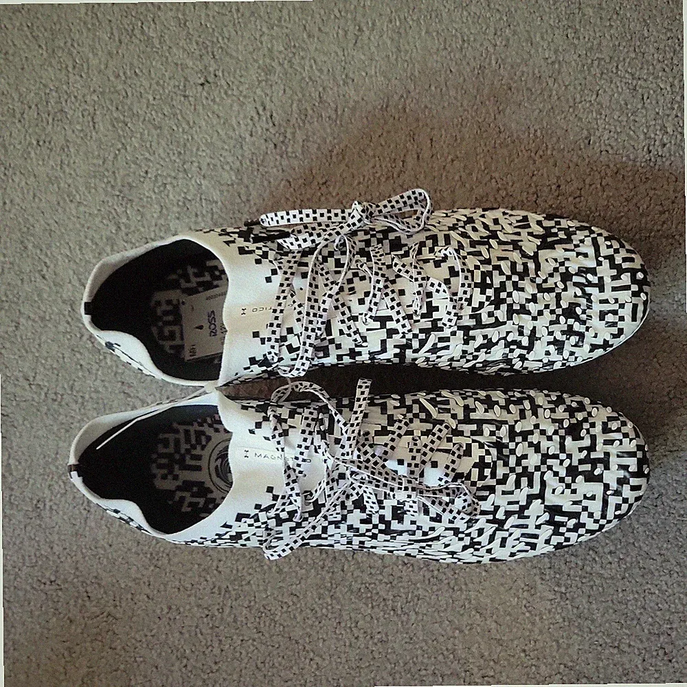 Under Armour Magnetico Elite 5.0 QR Code New Size 12.5 Men’s Soccer Cleats Rare