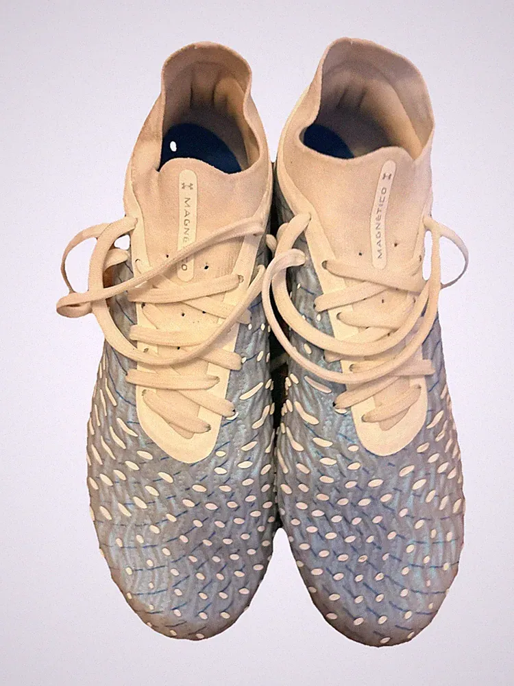 Under Armour Magnetico Pro 5 FG soccer cleats