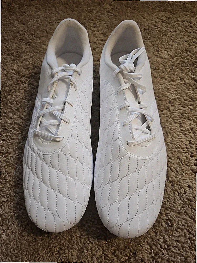 Under Armour Magnetico Select 3 FG Soccer Cleats White Men's US 12.5 Woman 14