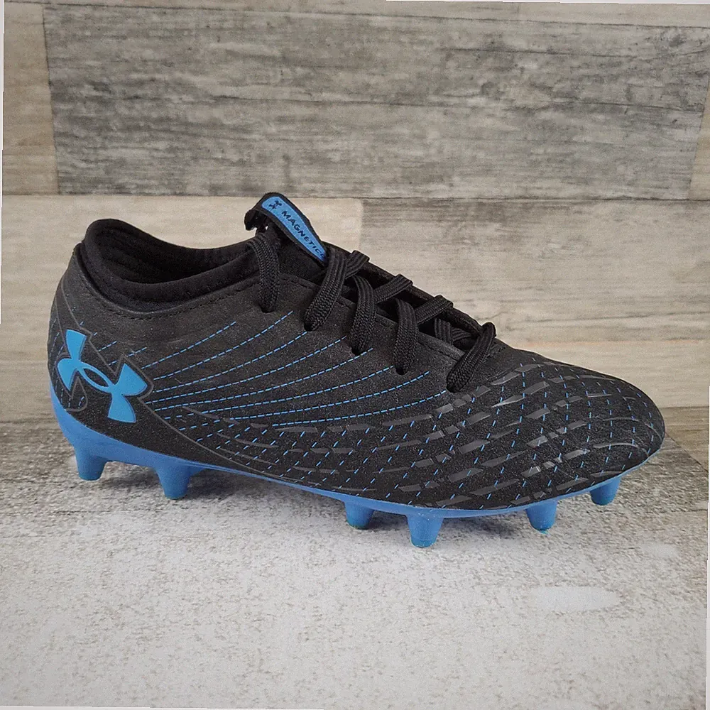 Under Armour Magnetico Select 5 Boys Sz 2 2Y Black Blue Lace-Up FG Soccer Cleats