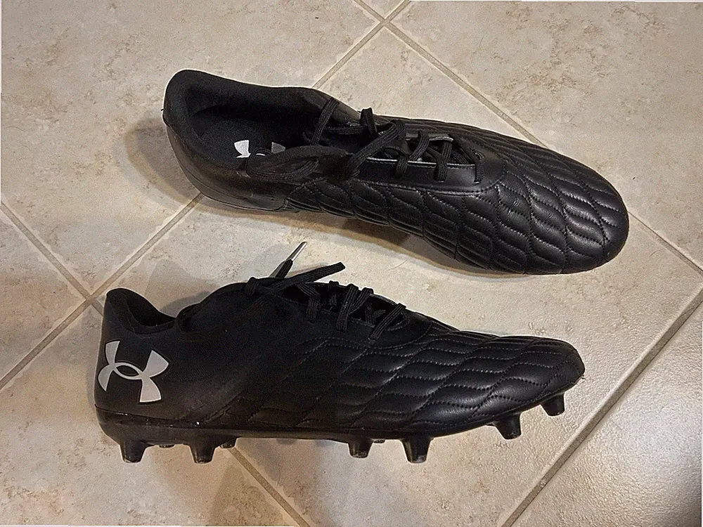 Under Armour Magnetico Soccer Cleats-Size 14 Men Or 15.5 Women