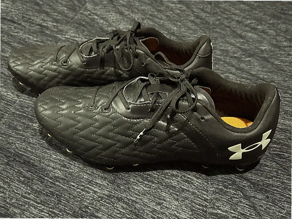 Under Armour Men's UA Magnetico Select 2.0 FG Soccer Cleats Black/Orange/White