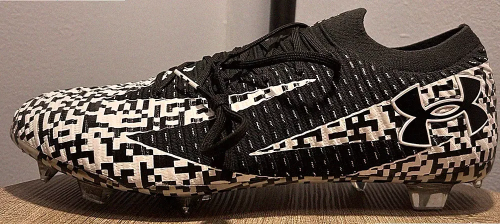 Under Armour Shadow Elite FG QR Code Soccer Cleats Mens Sz 12 3028288 006