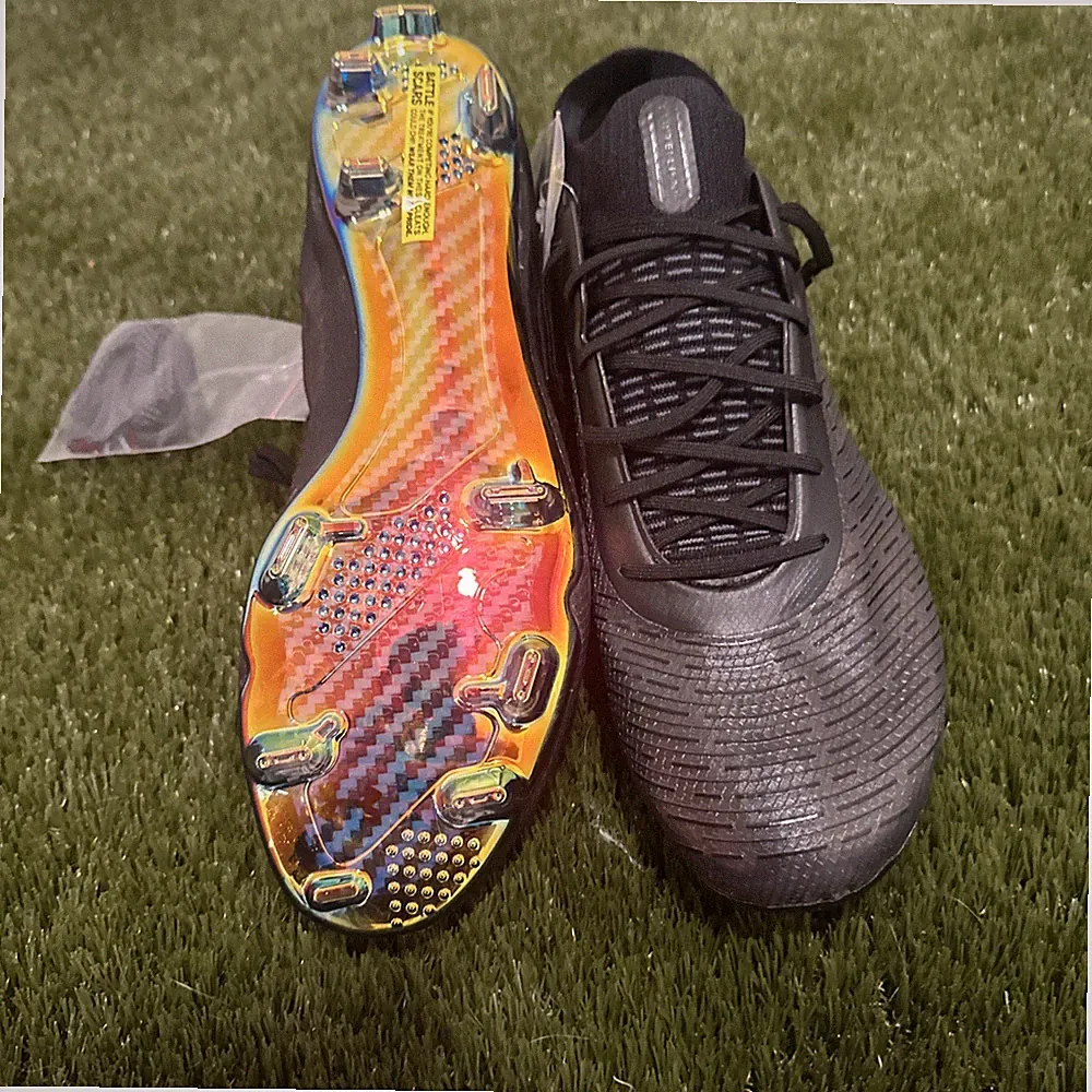 UNDER ARMOUR SHADOW PRO FG TRIPLE BLACK MENS SOCCER CLEATS SIZE 10.5 NEW