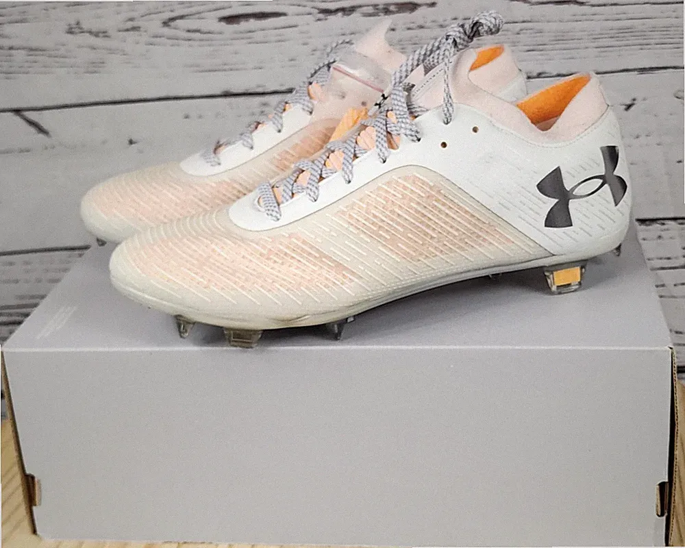 Under Armour Shadow Pro FG White Orange Shock Soccer Cleats 3025643-100 Size 7.5