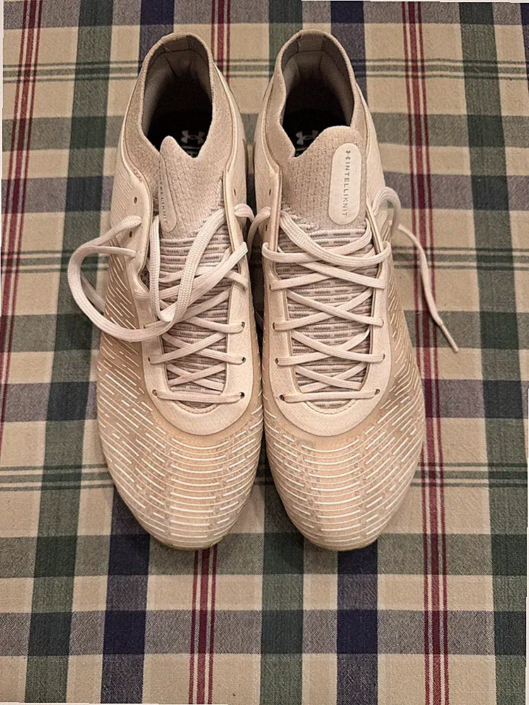 Under Armour Shadow Pro FG White Soccer Cleats Sz 9 Men’s