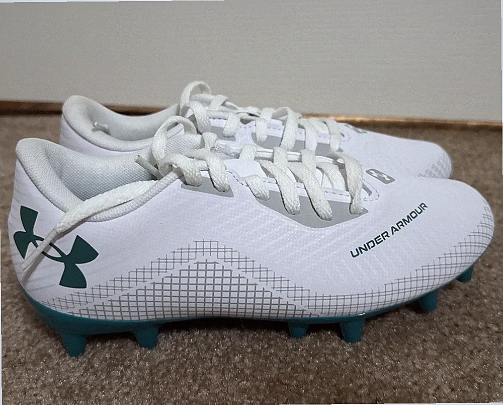 Under Armour Shadow Select 2 Jr Boys Soccer Cleats White Halo Gray Teal 2.5Y