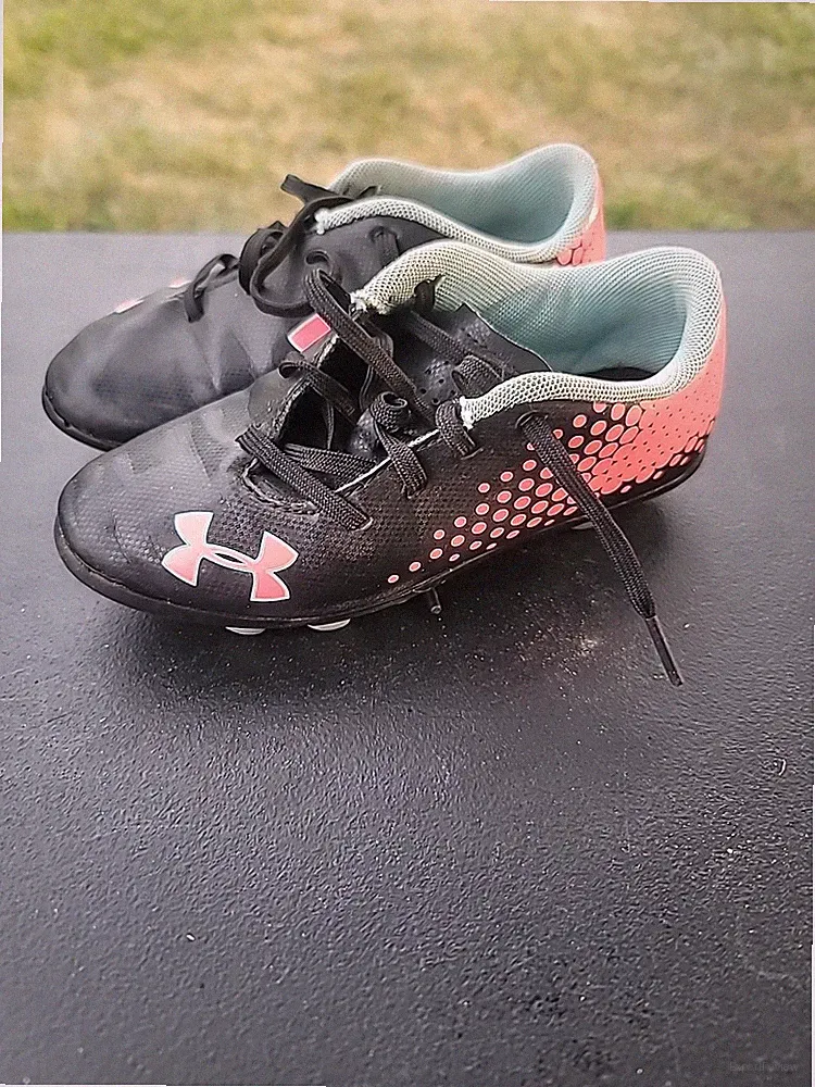 Under Armour Soccer Cleats 11k Girls