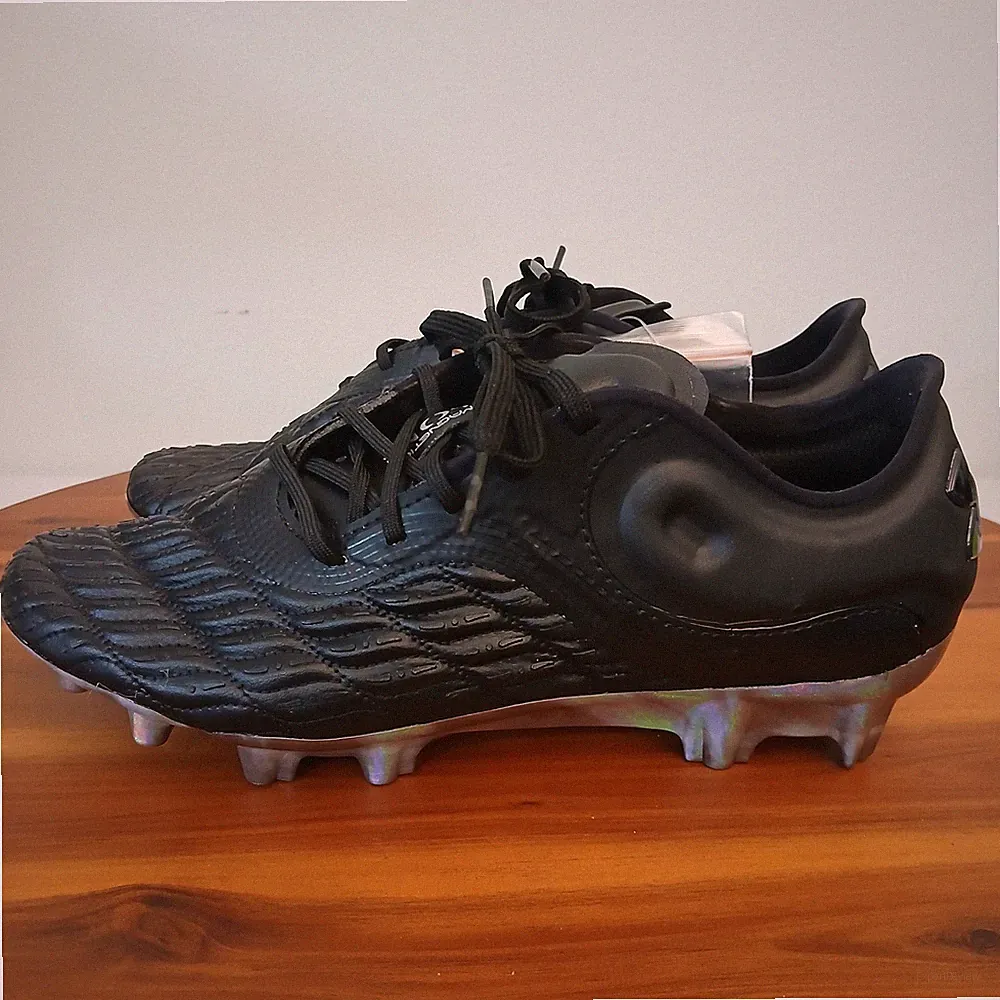 Under Armour Soccer Cleats Mens 6 Black Magnetico Elite 3 FG Shoes 3026740-001