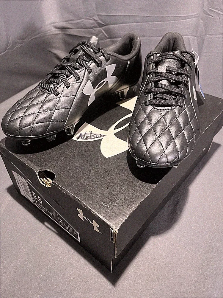 Under Armour Team W 10 FG Soccer Cleats Women Size 6.5 Black