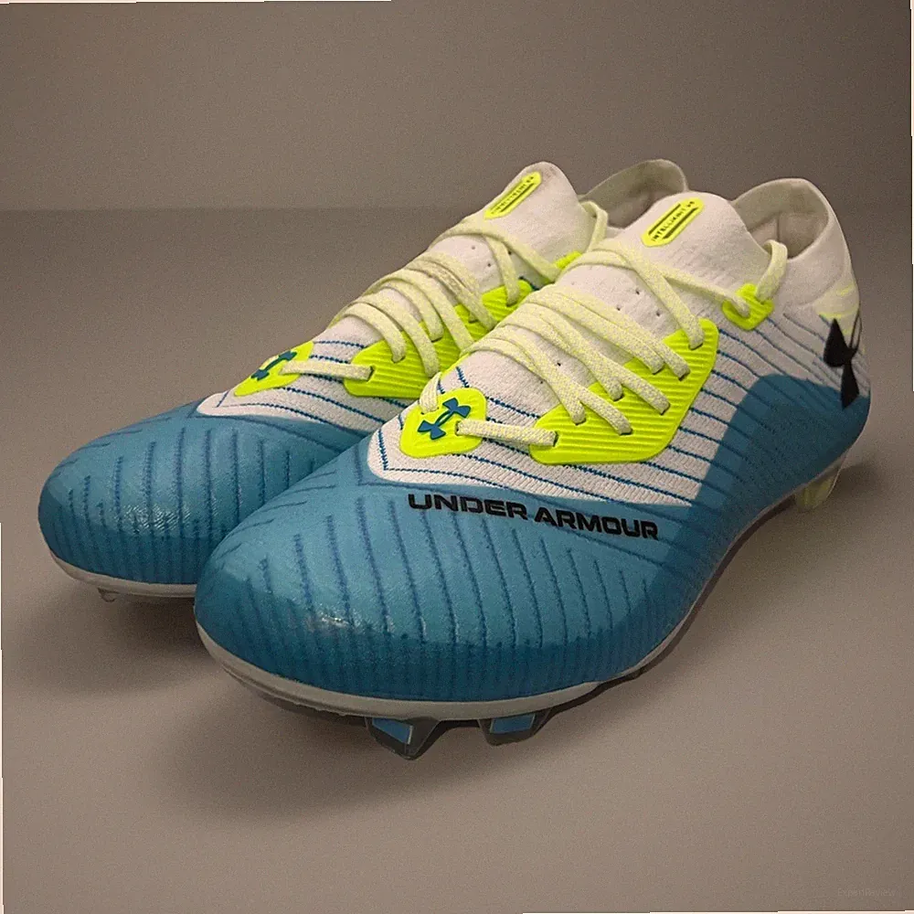under armour soccer cleats women