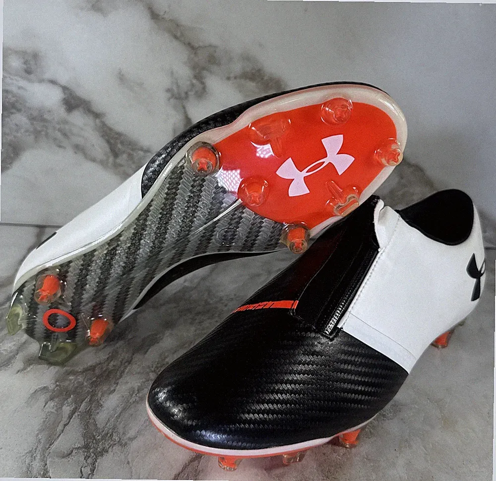 Zipper Soccer Cleats