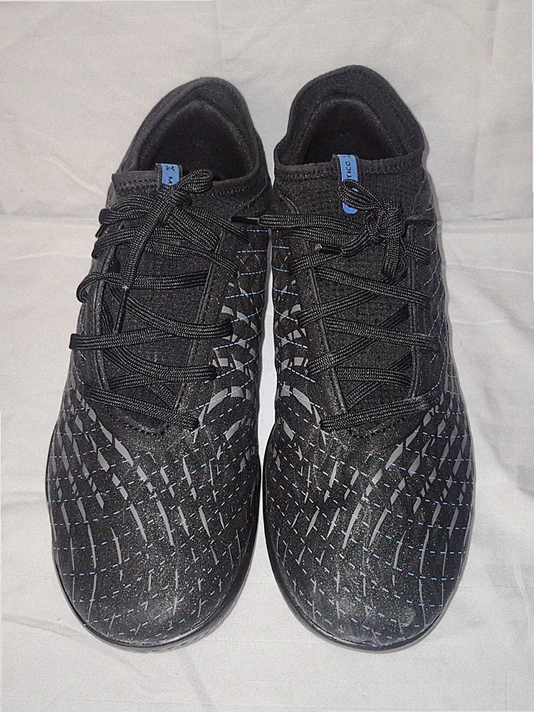 Under Armour Unisex Magnetico Select 5 Indoor Soccer Shoes - Charged Cushioning