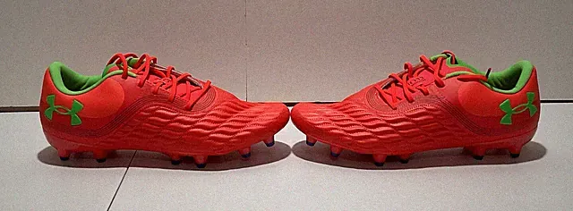 Under Armour Women’s Clone Magnetico Pro 3.0 Soccer Cleats 3027497-600 Size 12