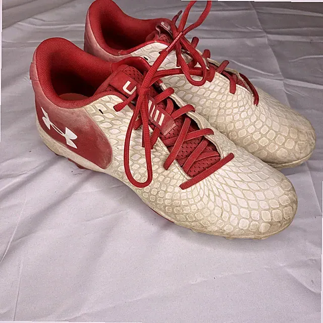 Under Armour Women’s Softball Shoe size 9 Red/White