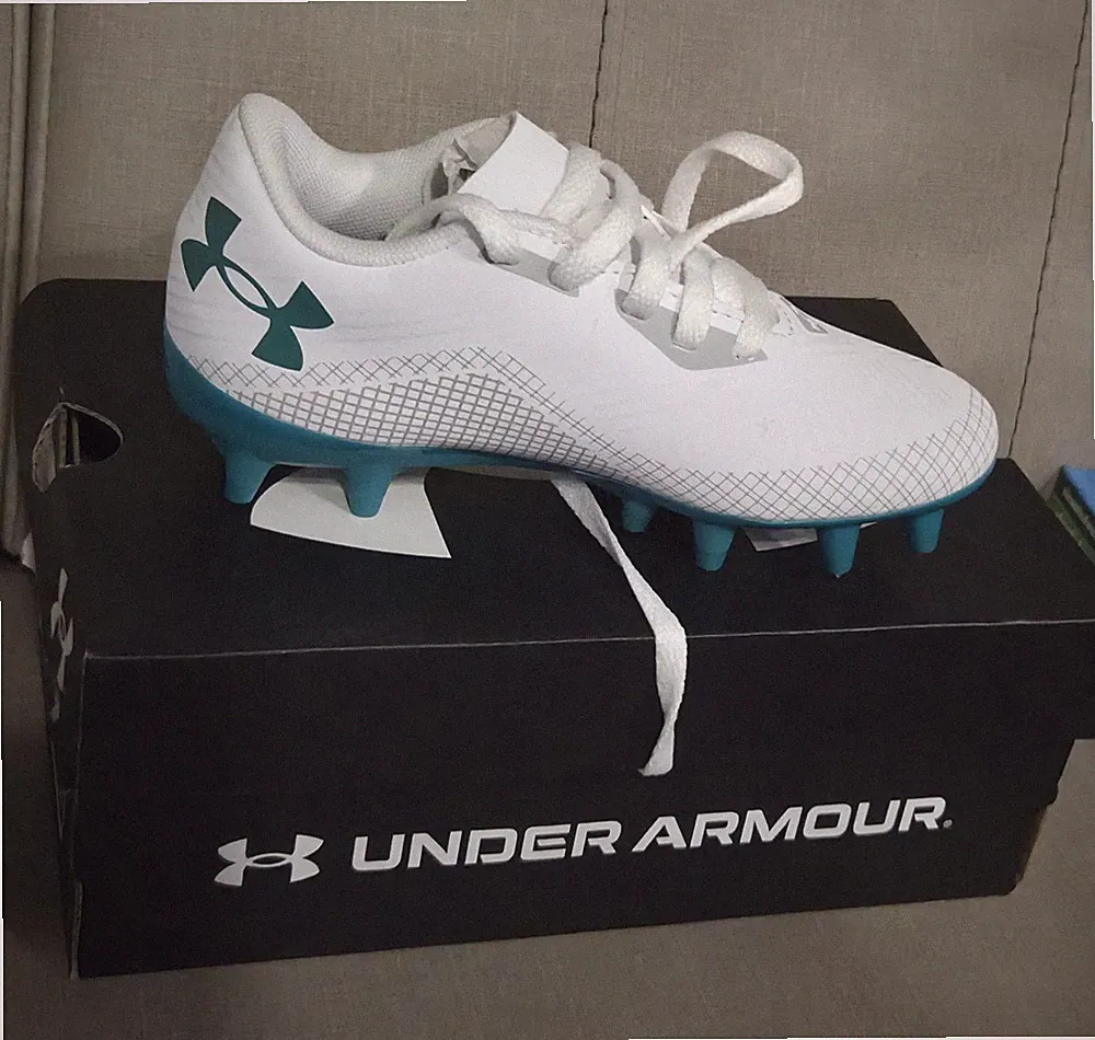 Under Armour Youth Soccer Cleats White/Teal US Size 10K 3028709-101