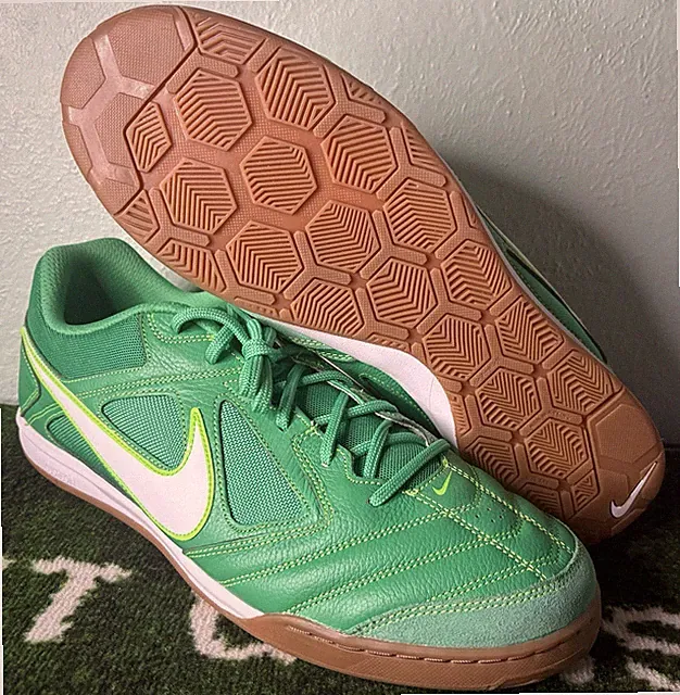 US Men’s 15 - Nike Gato “Stadium Green Green Strike” HQ6019-300