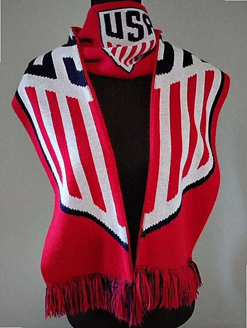 US Men's/Women's USA Soccer Member Scarf RUFFNECK 69x7 USA Crest