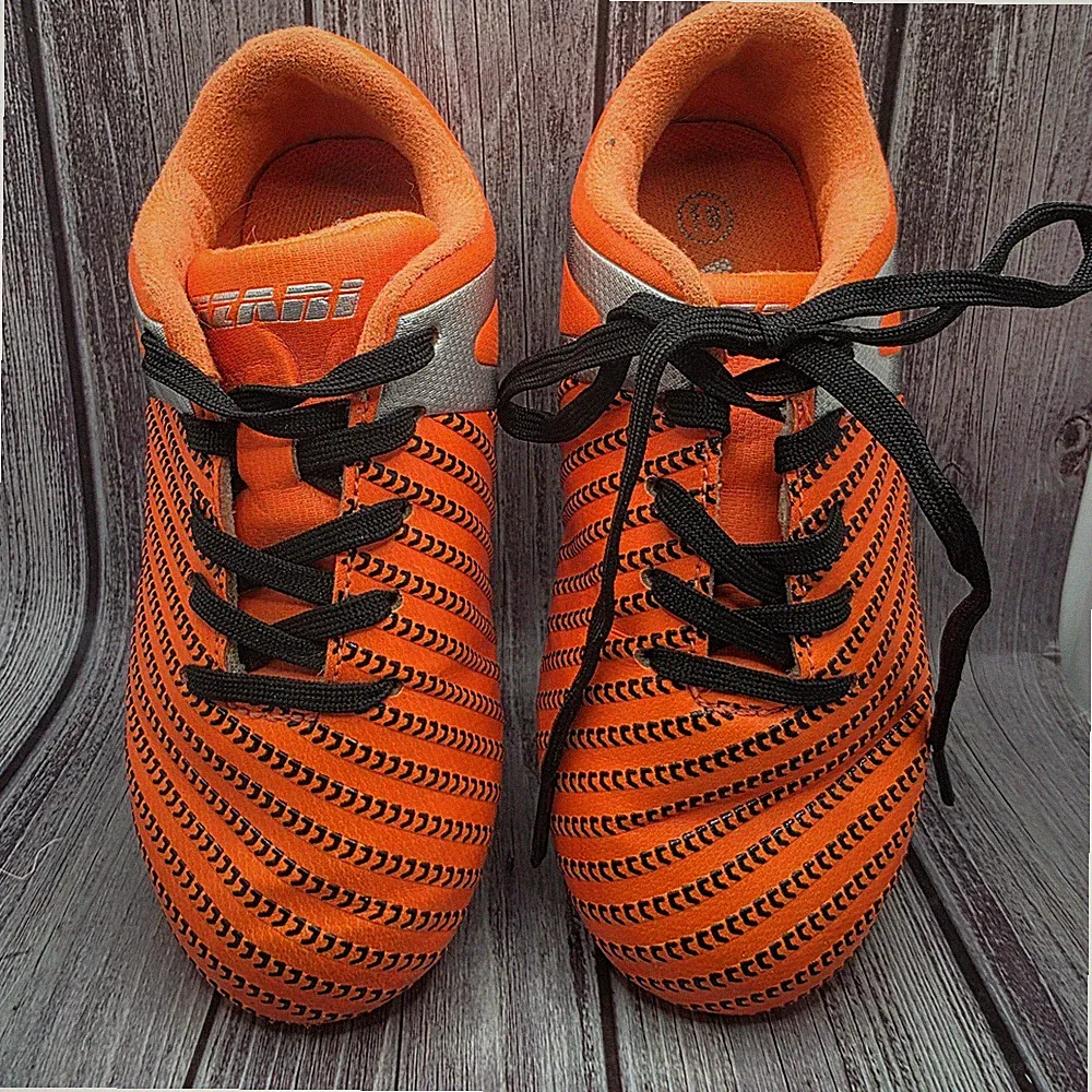 Used Nice Condition Kids Size 8.5 vizari Orange soccer cleats
