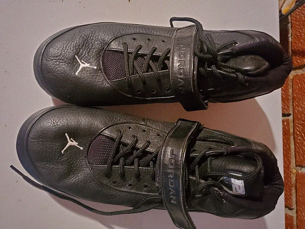 used soccer metal cleats size 14