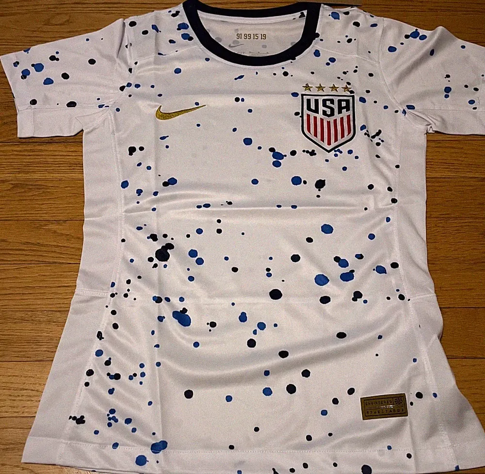 USWNT White Soccer Jersey Woman's Large/ Slim Polka Dots