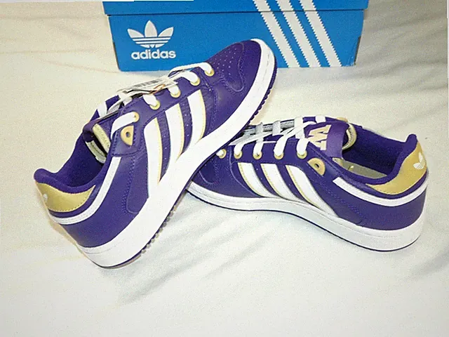 UW Huskies Player Issue NCAA Adidas Centennial RM Shoes Size 4.5 / 5.5 | IH8439