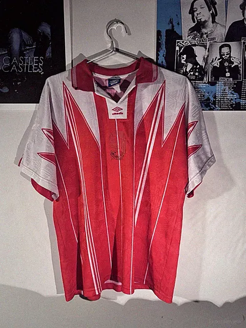 Vintage 1990s Umbro Soccer Jersey Made In USA Geometric Pattern XL Faded #9