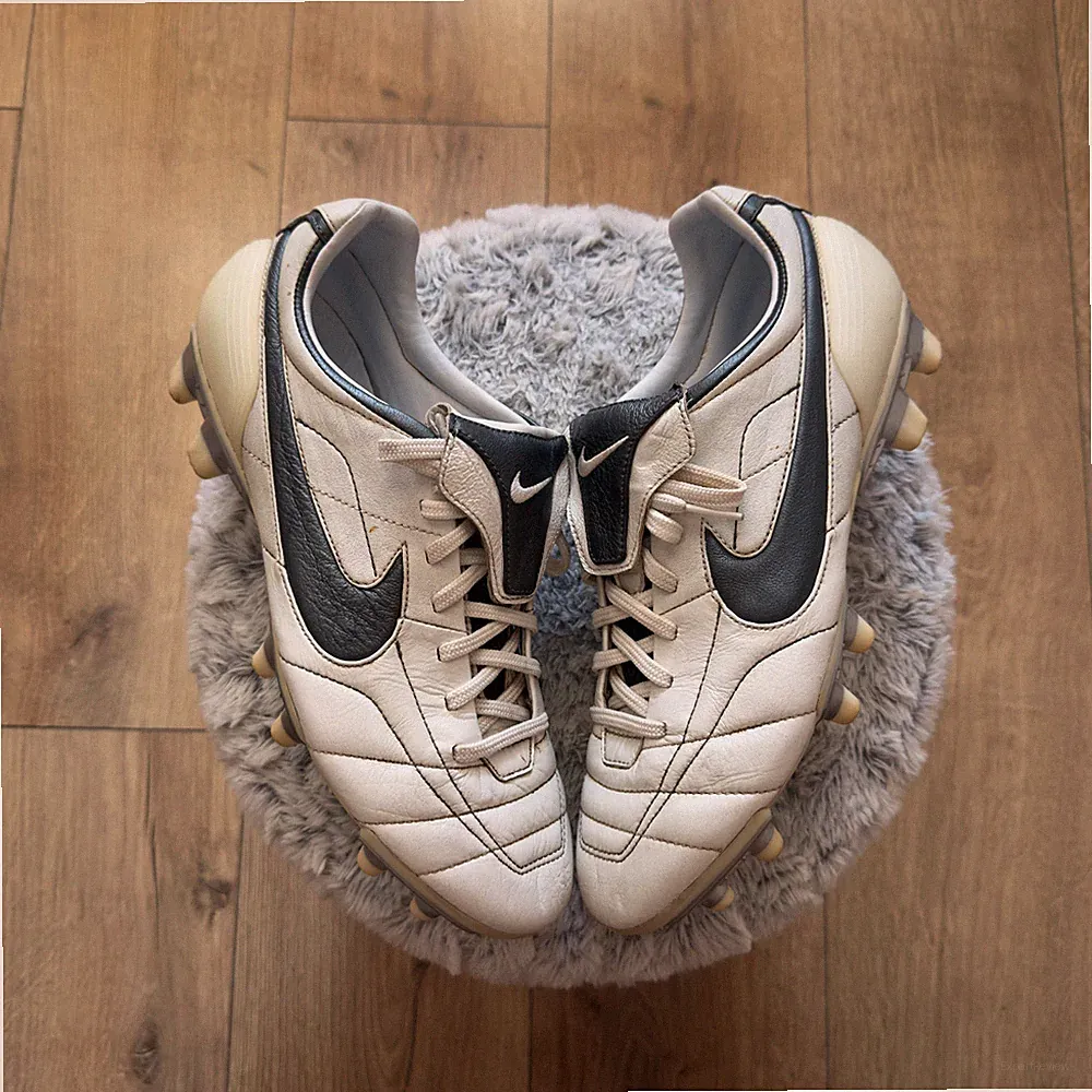 Grey Vintage