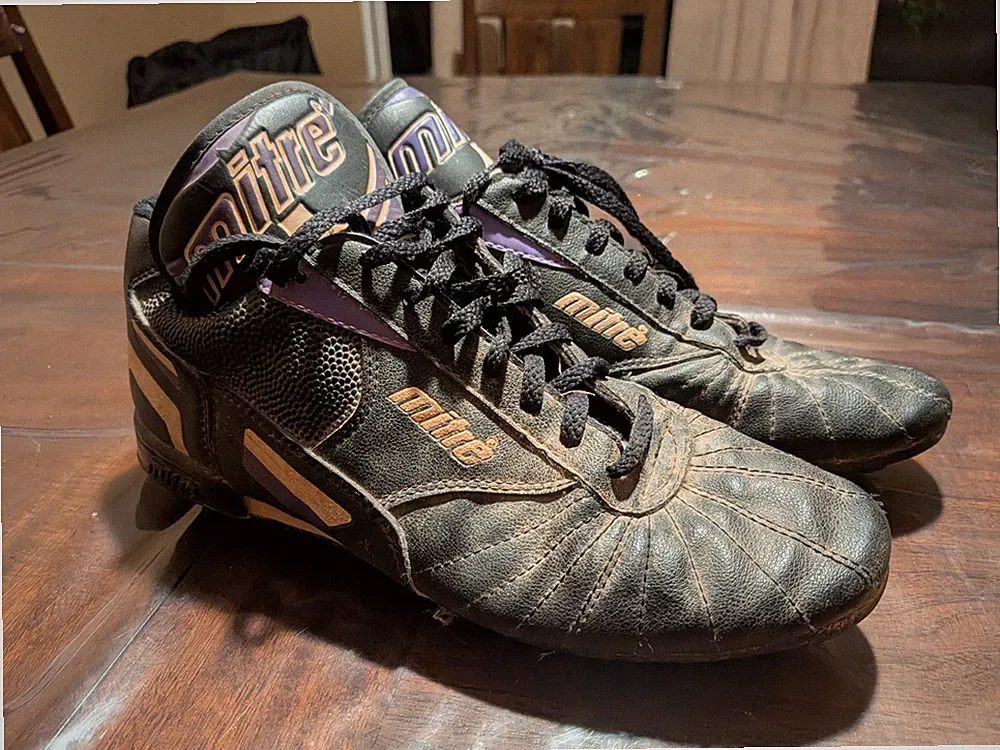 Vintage 90’s Mitre Select Cleats Size 10 Great Quality You Won't See Playing