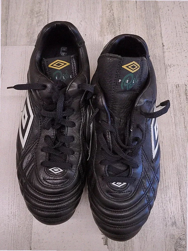 Vintage 90’s Pelé Elite SG (Soft Ground) Soccer Cleats Size 8