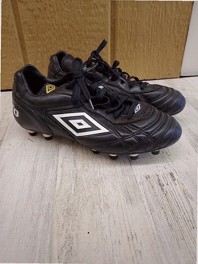 Vintage 90’s Pelé Elite SG (Soft Ground) Soccer Cleats Size 8