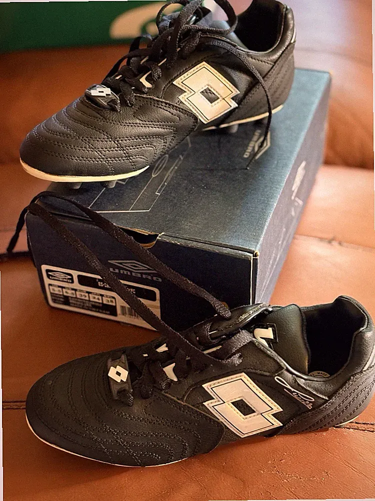 Vintage 90s Lotto Futbol/Soccer Cleats - Never Used!