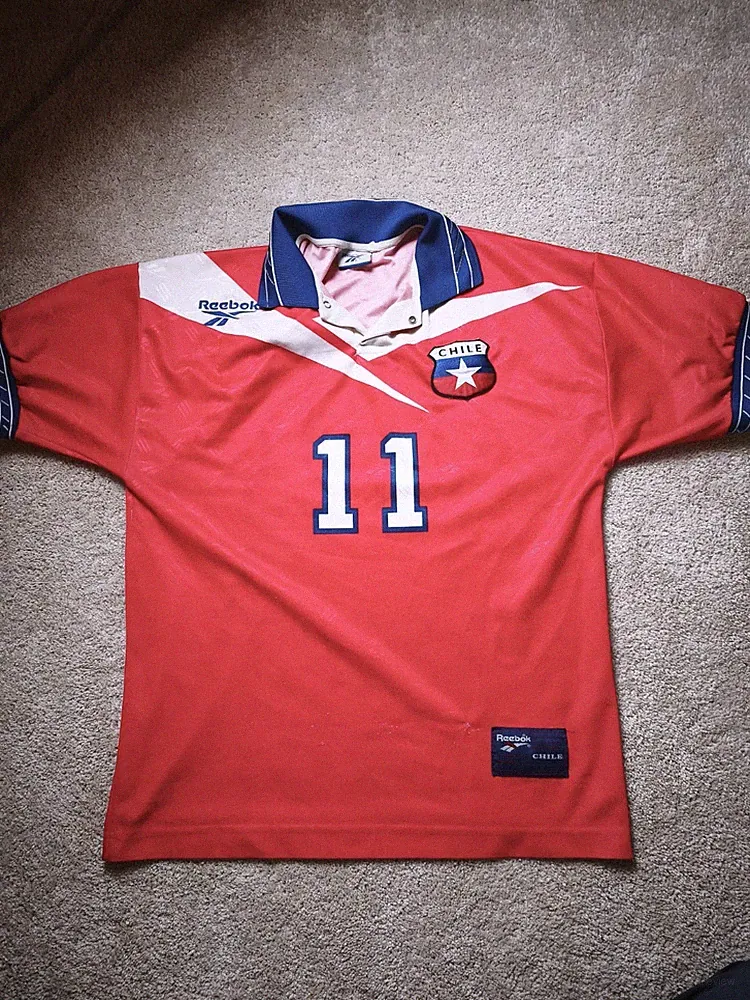 Vintage 96 -98 Chile Soccer Team Marcelo Salas #11 Home Jersey Size Medium