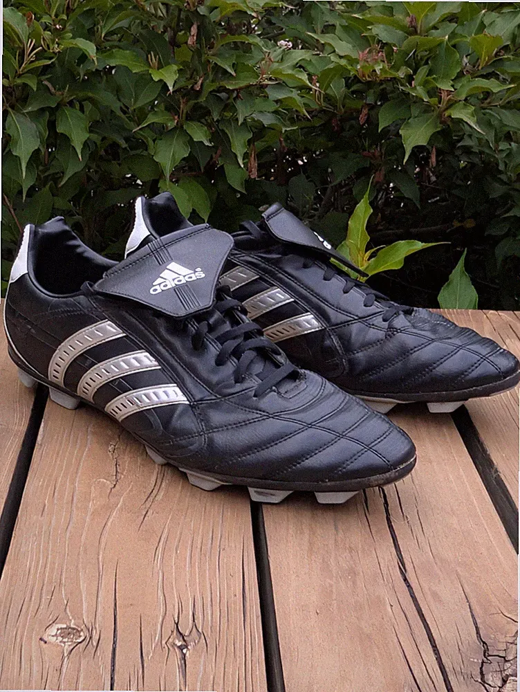 VINTAGE Adidas Bracara Traxion Soccer Cleats Mens Size 13 Black Silver 011009