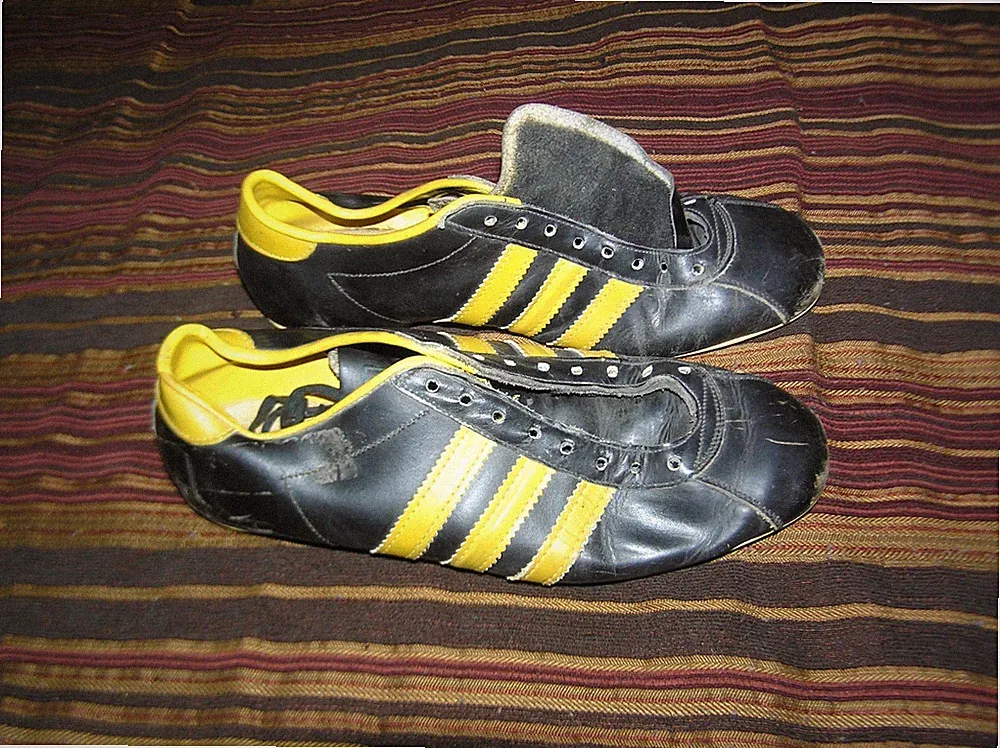 Vintage Adidas Brasil FRANCE YELLOW 3 Stripe Soccer Cleats Size 7.5 RR