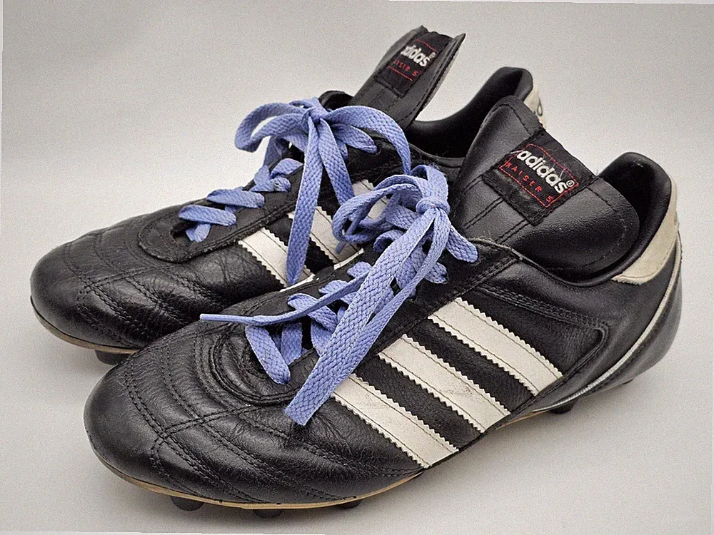 Vintage Adidas Kaiser 5 Soccer Cleats Black Leather Mens / Kid Sz 5.5 Womens 6.5