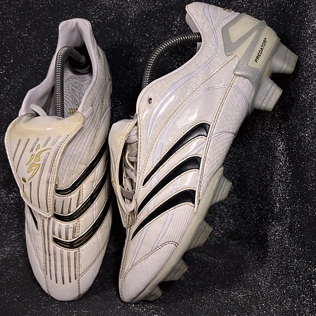 Vintage Adidas Predator Absolute David Beckham FG Football Boots US 10.5