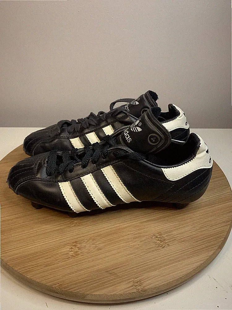 Vintage Adidas Santa Fe Youth Size 4 Football Boots Soccer Cleats France