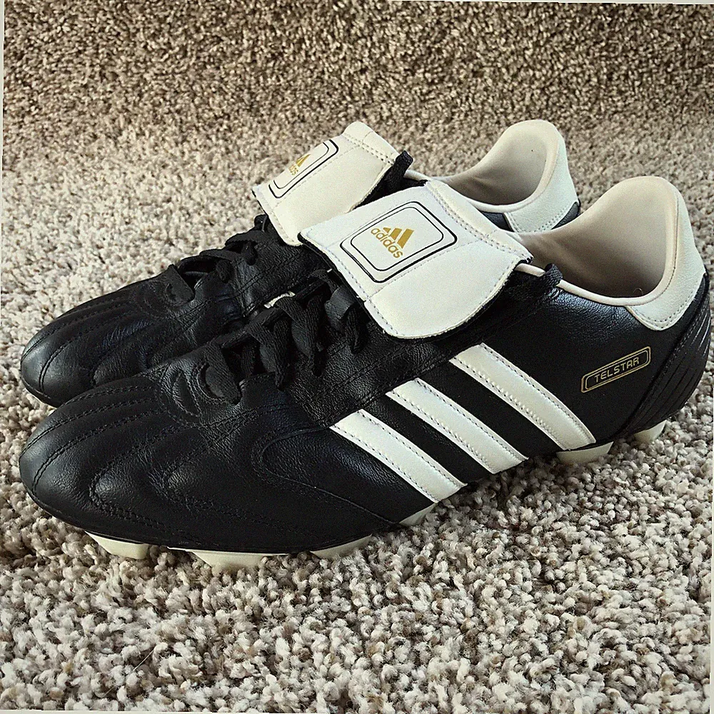 Vintage Adidas Telstar Soccer Cleats Mens Size 11 US Black Leather 447782 11/06