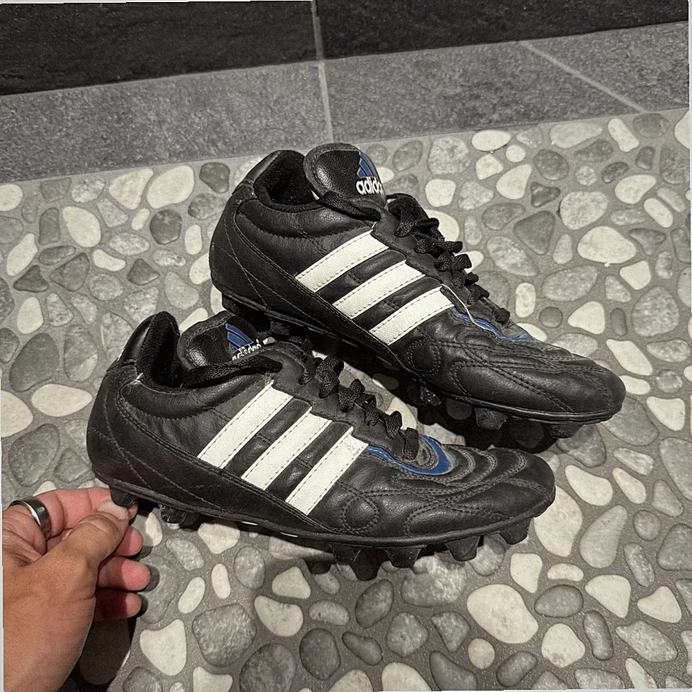 Vintage Adidas Torra II Liga Mens Soccer Cleats 015424 Size 6.5 Black/White/Blue