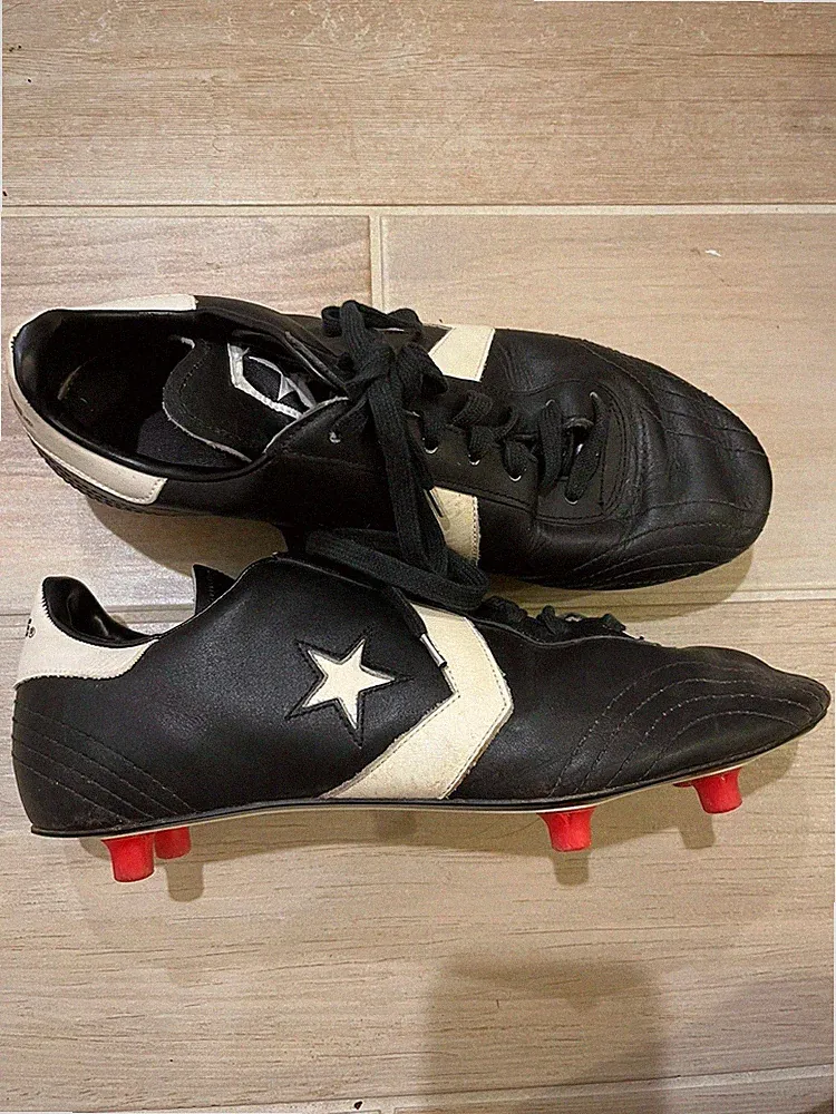 Vintage Converse Soccer Cleats Shoes Mens 8.5 Black Leather Studded Classic