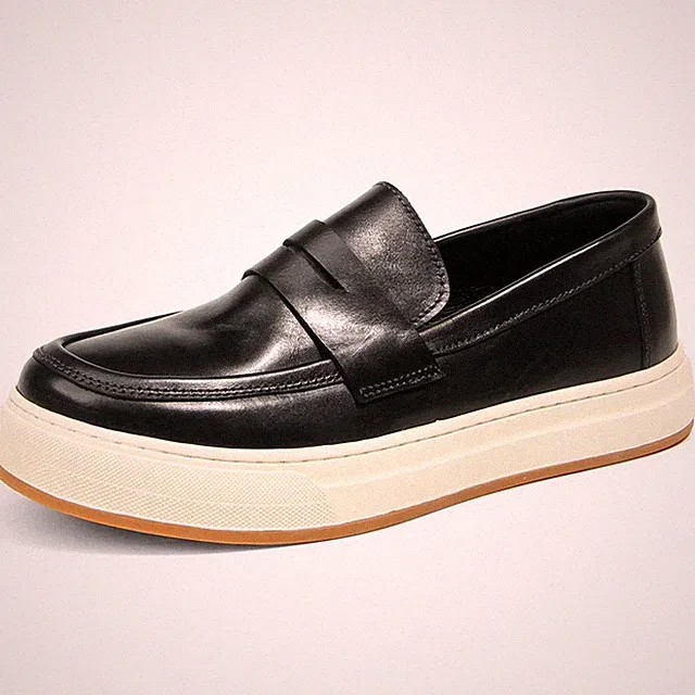 Vintage Men Durable Leather Shoes Genuine Leather Loafers Walking Platform Boots