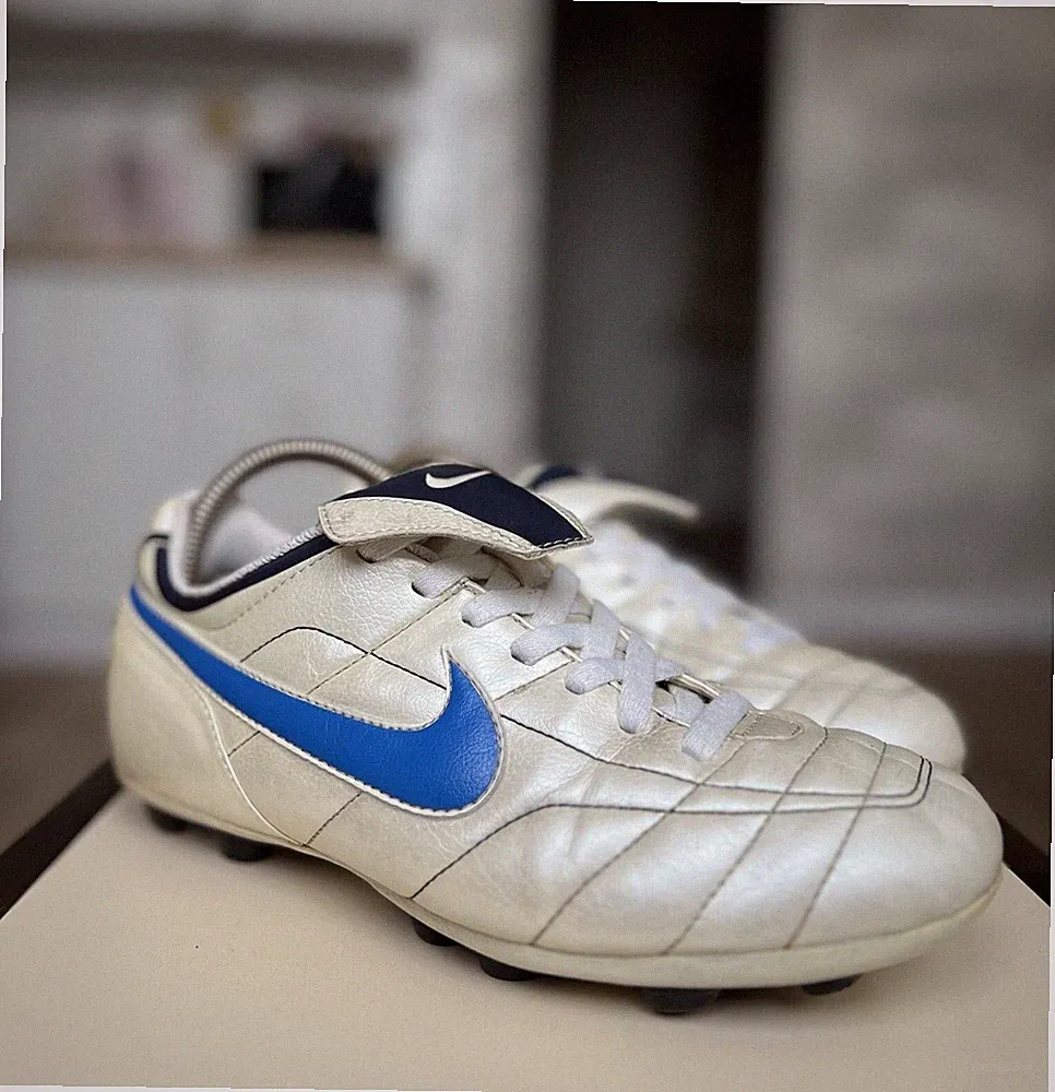 Vintage Nike Air Legend Soccer Boots Cleats 2007 EU41/US8/UK7/26cm