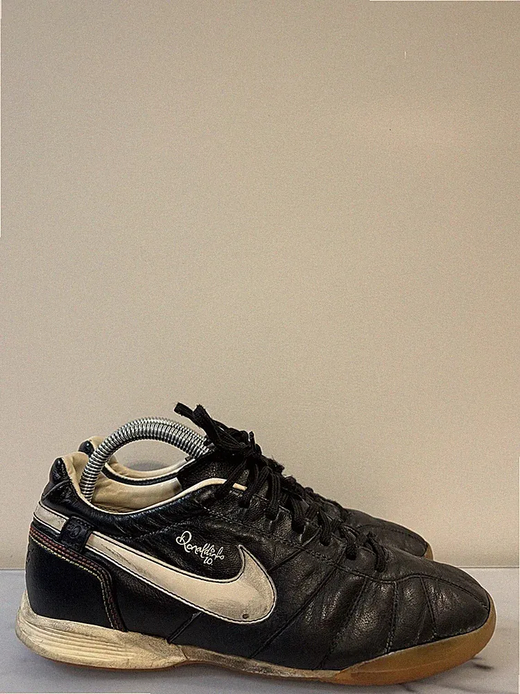 Beige Vintage