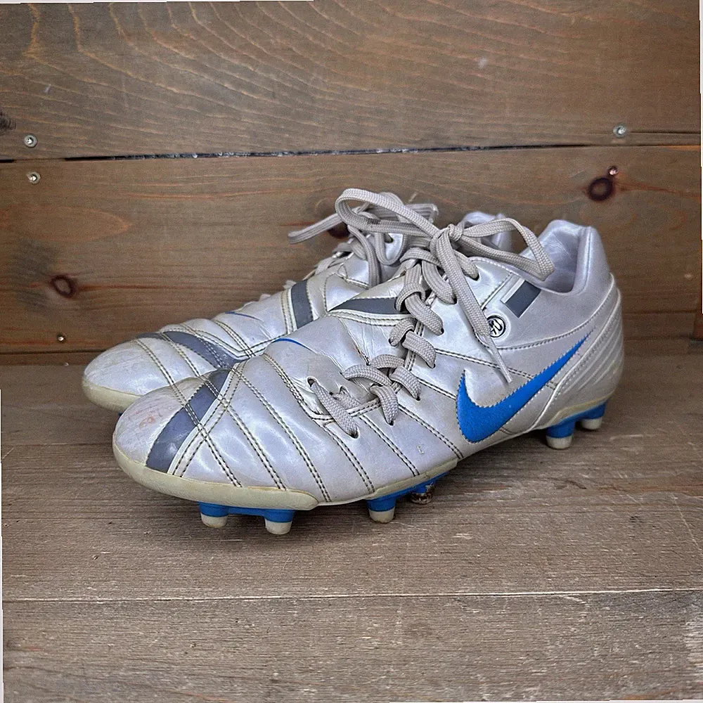 Vintage Nike Total 90 Soccer Cleats 315148-041 Football Boots Men's Size 9 US