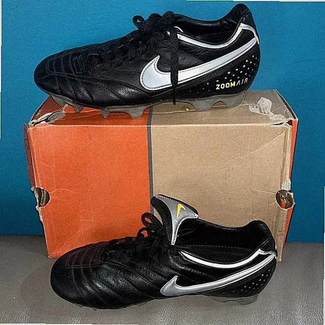 Vintage Nike Zoom Air Brasilia FG Soccer Cleats Size 6.5 Black Leather Rare