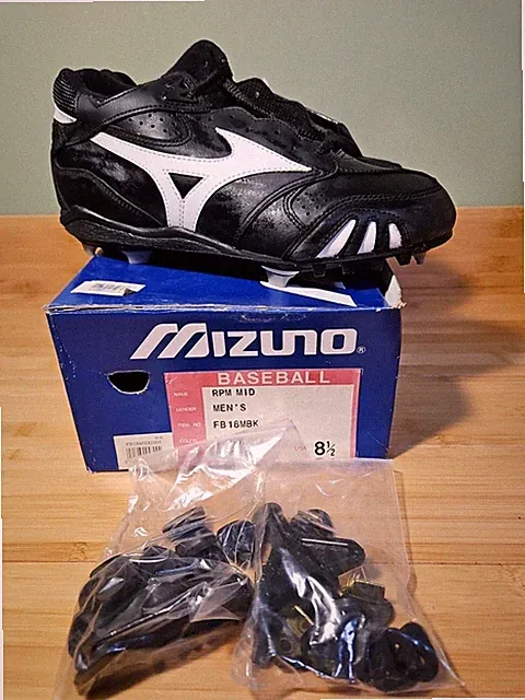Vintage NOS Deadstock Athletic Shoes Cleats Mizuno 90s NIB Extra Cleats RPM LOW