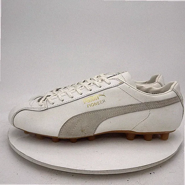 Vintage Puma FIFA Pioneer Men Size 10 Grey Leather Cat Eye Cleat Soccer Shoes