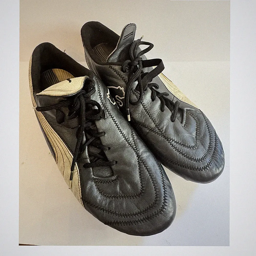 Vintage Puma King EXO Kangaroo Leather Soccer Cleats Y2K Black White Size 11